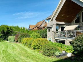 Luxury King 2 BR Garden Suite